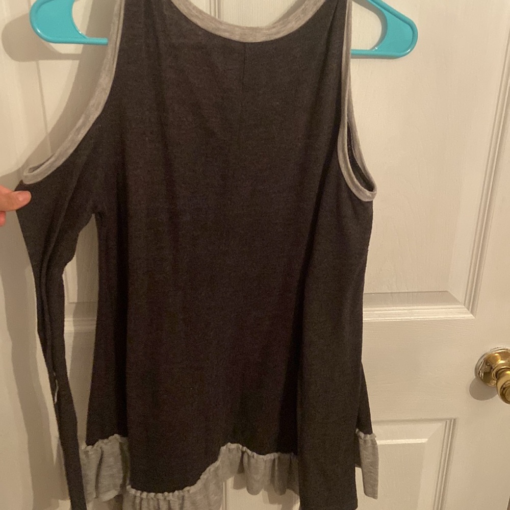 Cold Shoulder Tunic - image 4